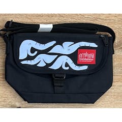 【イトウTHEキャンプ】Nylon Messenger Bag Flap Zipper Pocket